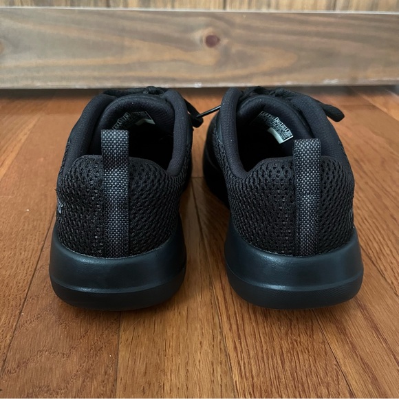 Skechers GOGA MAX AII Black SN15601 W Lace Up Athletic Shoes Sneakers Size 6.5 - Picture 4 of 13